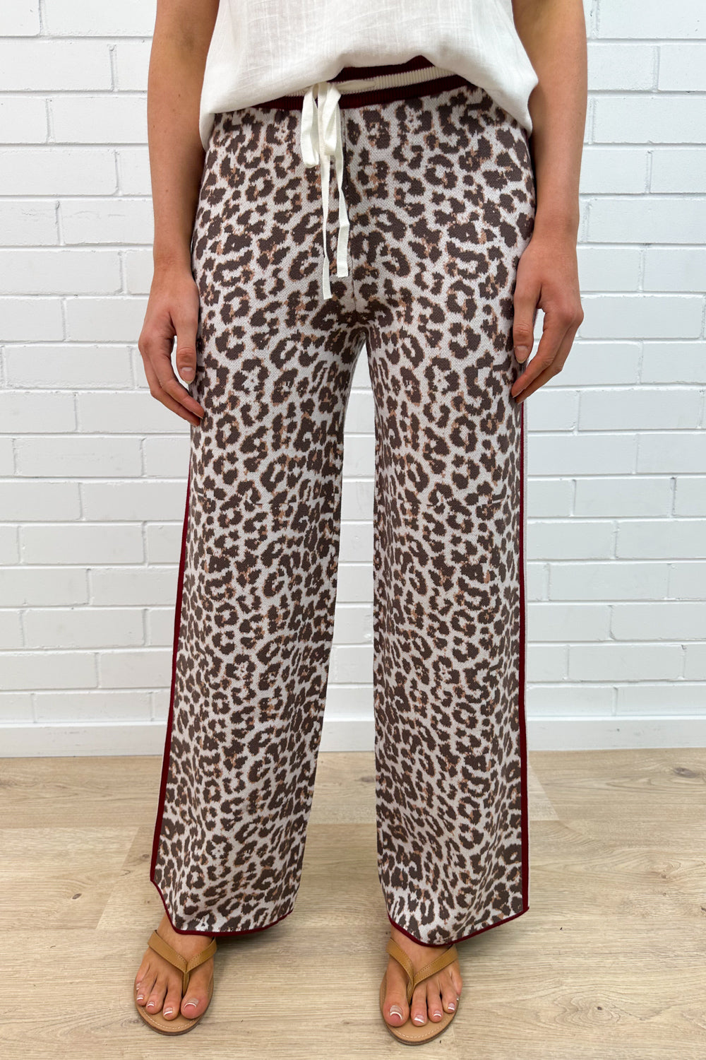 Pantalon coupe décontractée imprimé léopard avec taille ajustable