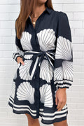 Robe noire imprimé coquillages, taille à nouer, avec poches