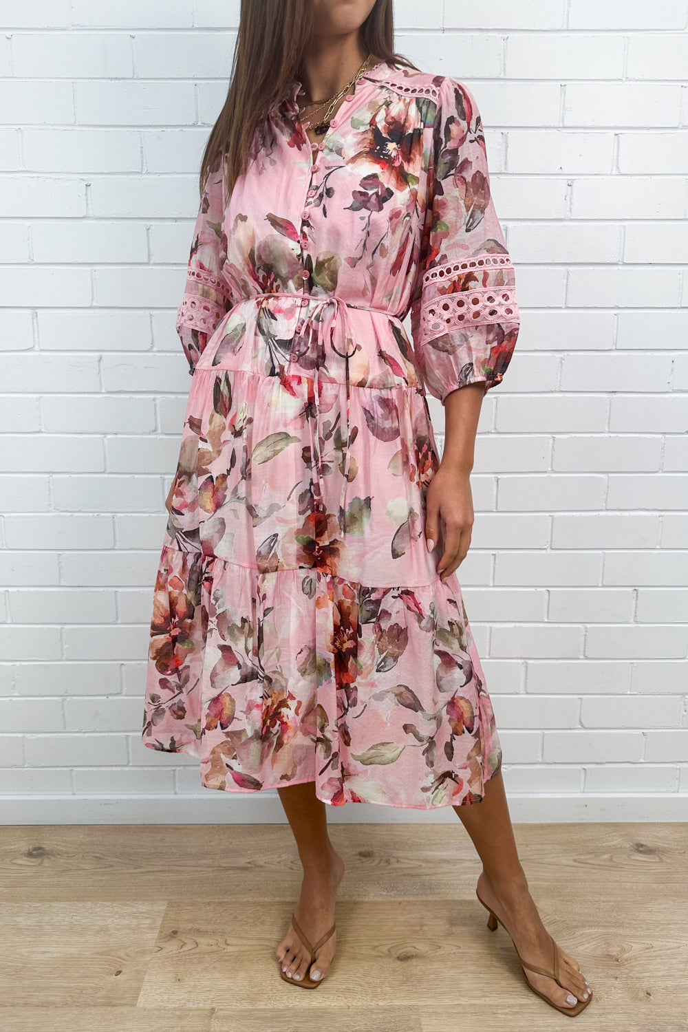 Robe à manches bouffantes motif floral rose