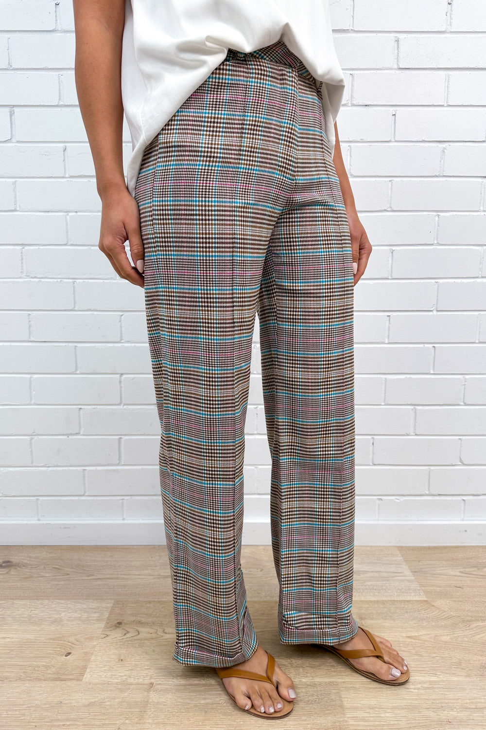 Pantalon à carreaux multiples classique avec poches