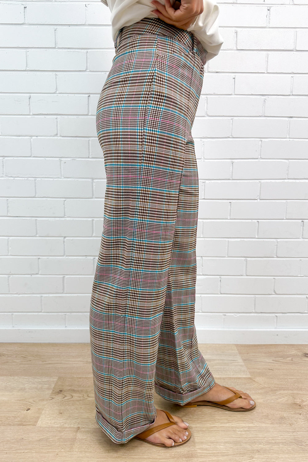 Pantalon à carreaux multiples classique avec poches