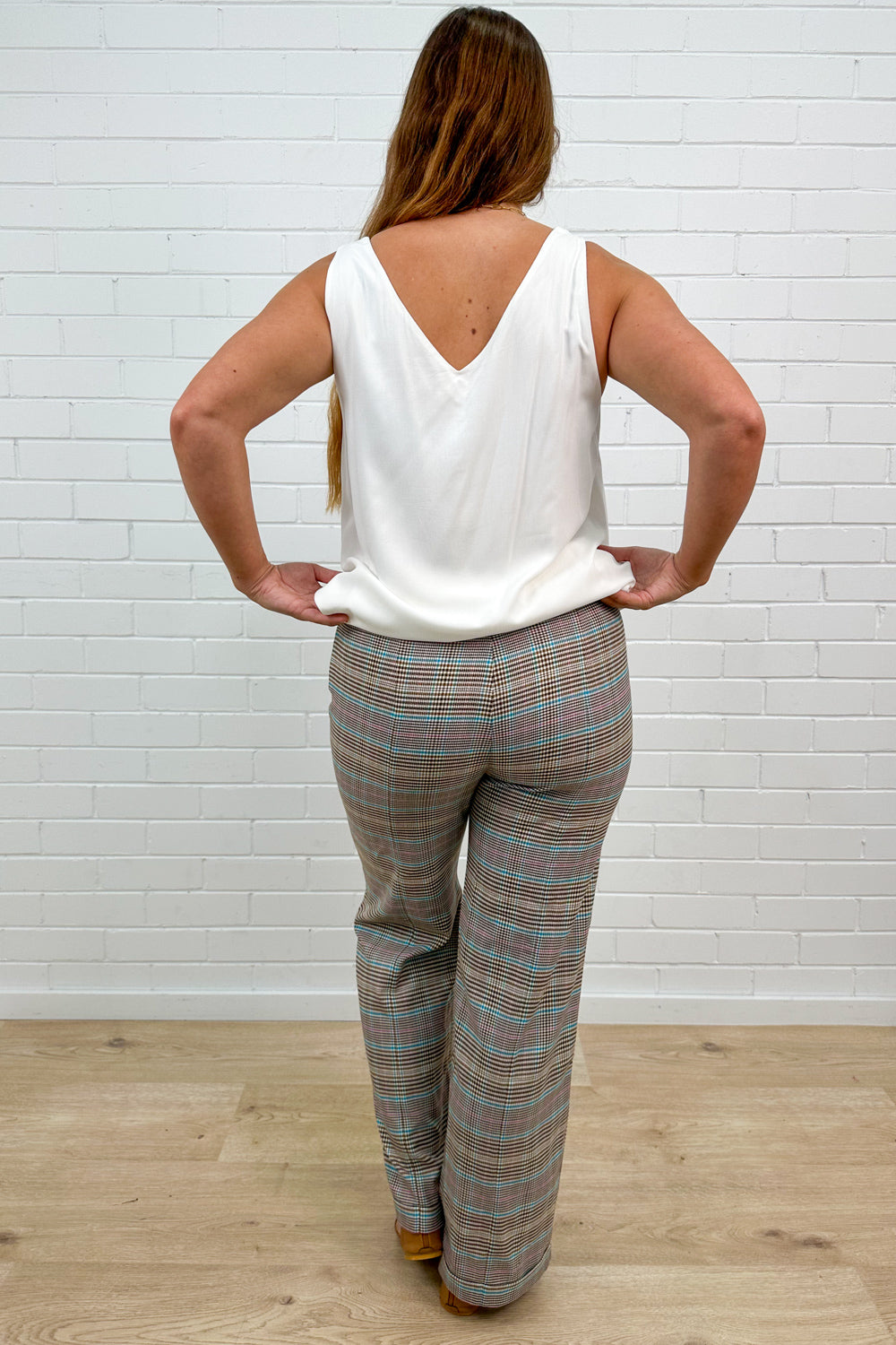 Pantalon à carreaux multiples classique avec poches