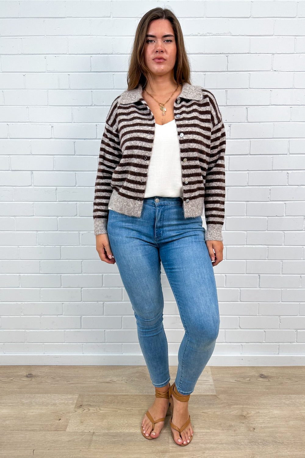 Gilet en tricot rayé latte chocolat
