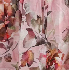 Robe à manches bouffantes motif floral rose